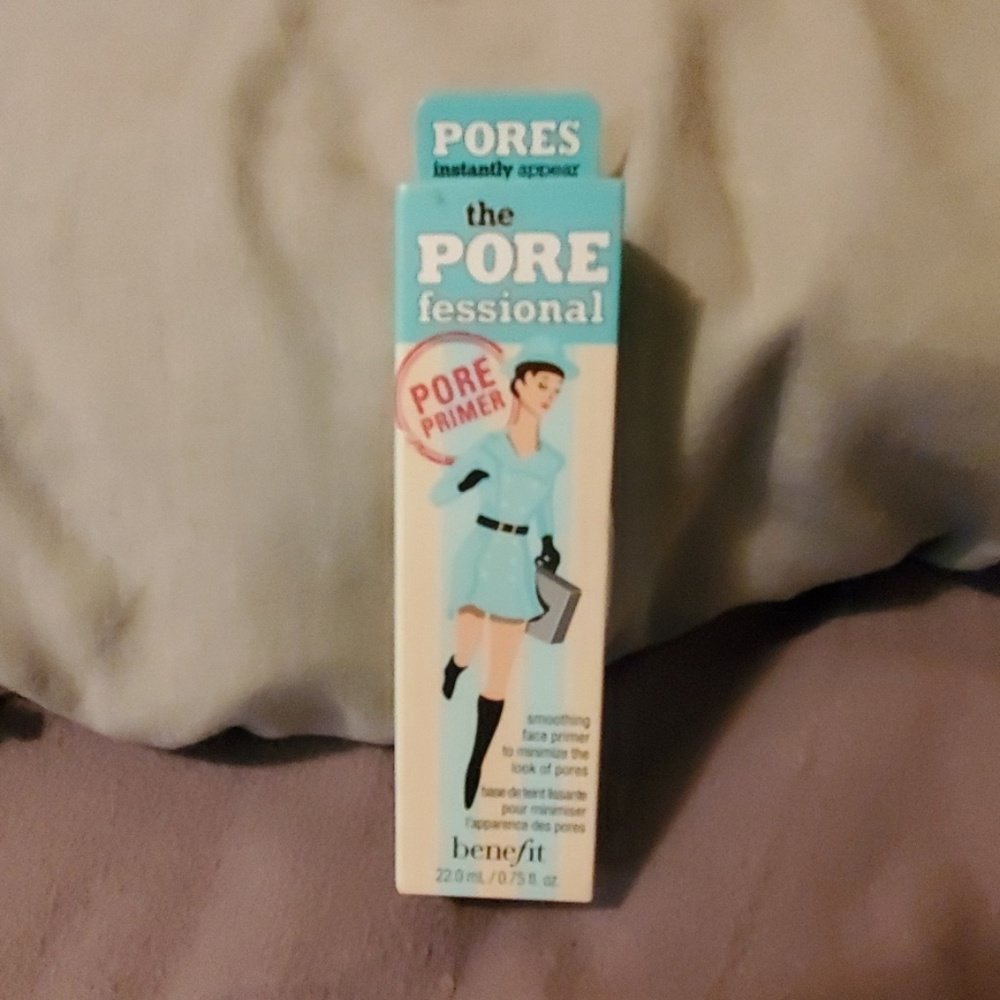 It ~Benefit "The Pore" face primer